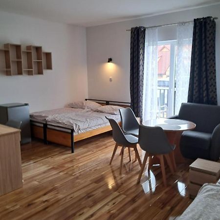 Osrodek Wczasowo-Kolonijny Bazylak Rewal Bed & Breakfast Bagian luar foto