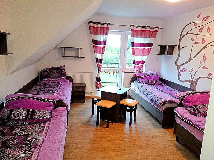Osrodek Wczasowo-Kolonijny Bazylak Rewal Bed & Breakfast Bagian luar foto