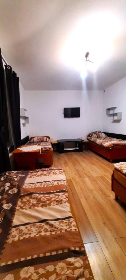 Osrodek Wczasowo-Kolonijny Bazylak Rewal Bed & Breakfast Bagian luar foto